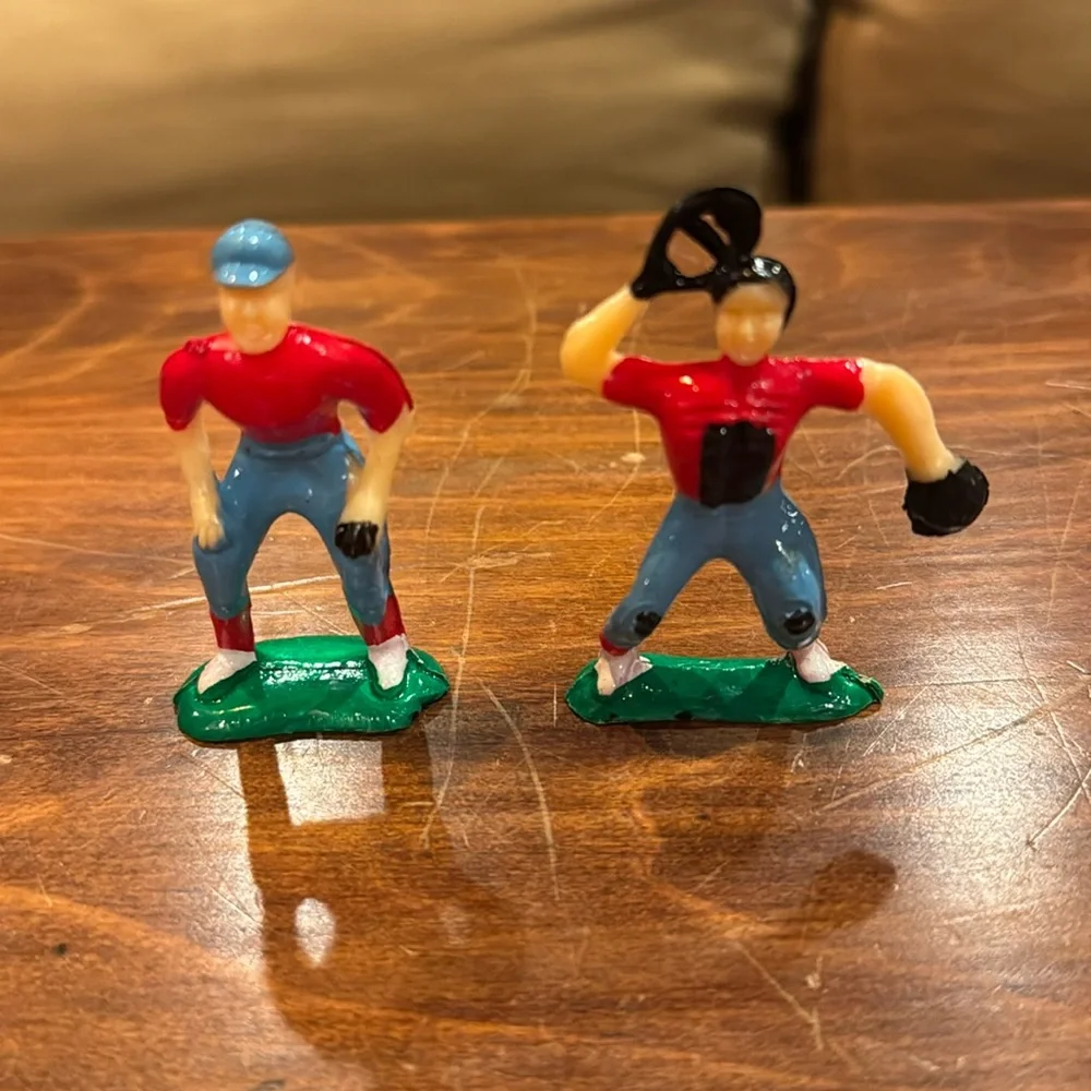 Vintage Plastic Cake Decorator Toppers Baseball Players Set of 5 Figures RARE